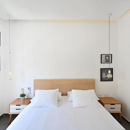 Designer 2Br In Rembrandt Street By Holyguest Apartment Tel Aviv Exterior foto